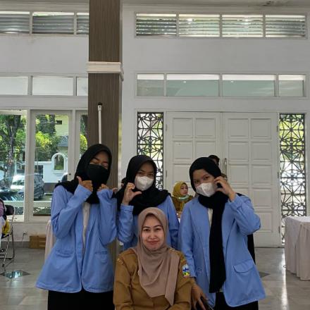 Kegiatan Senam Jantung Sehat & Cek Kesehatan Gratis